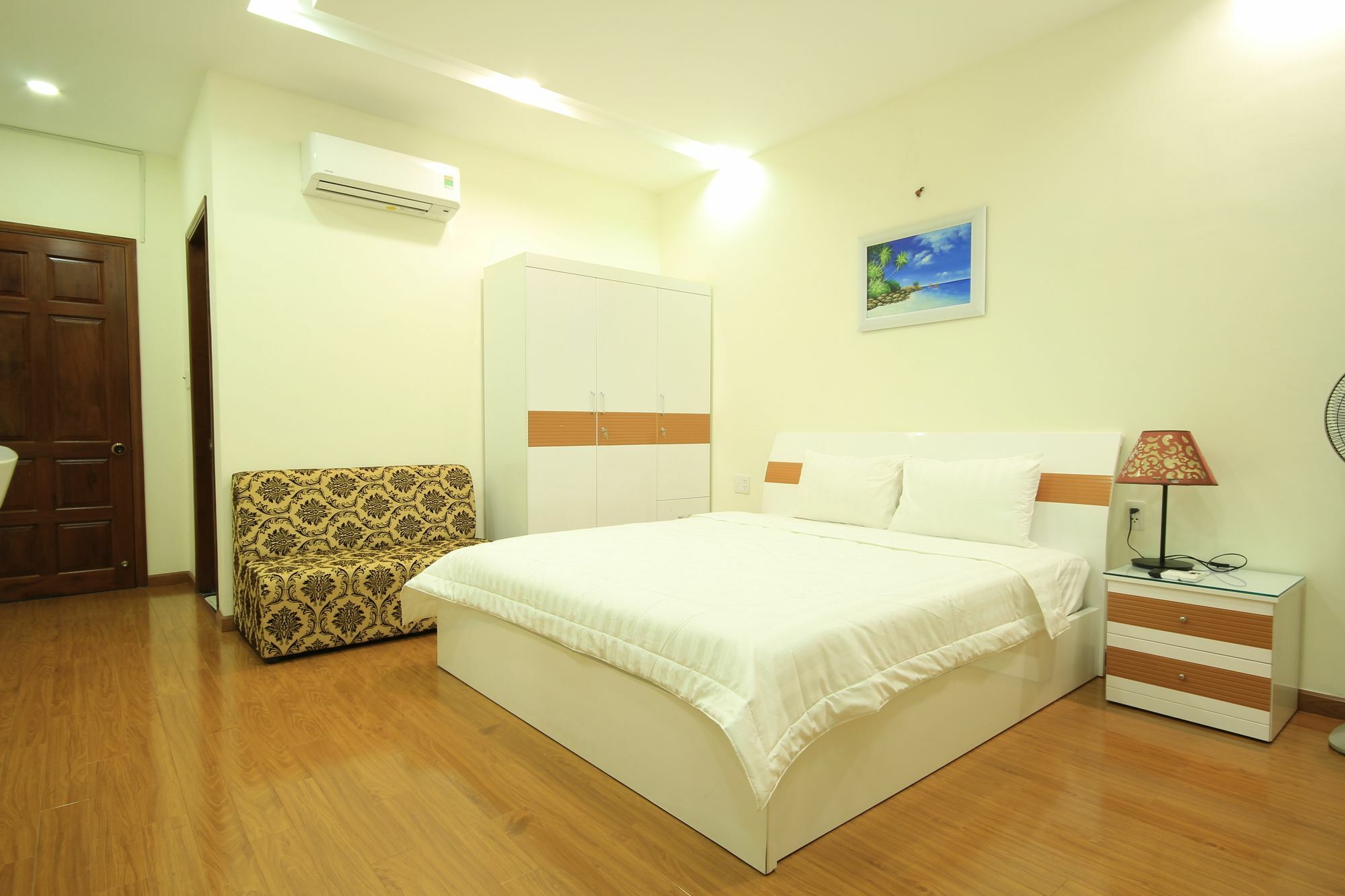 Smiley Apartment 15 Ho Şi Min Dış mekan fotoğraf